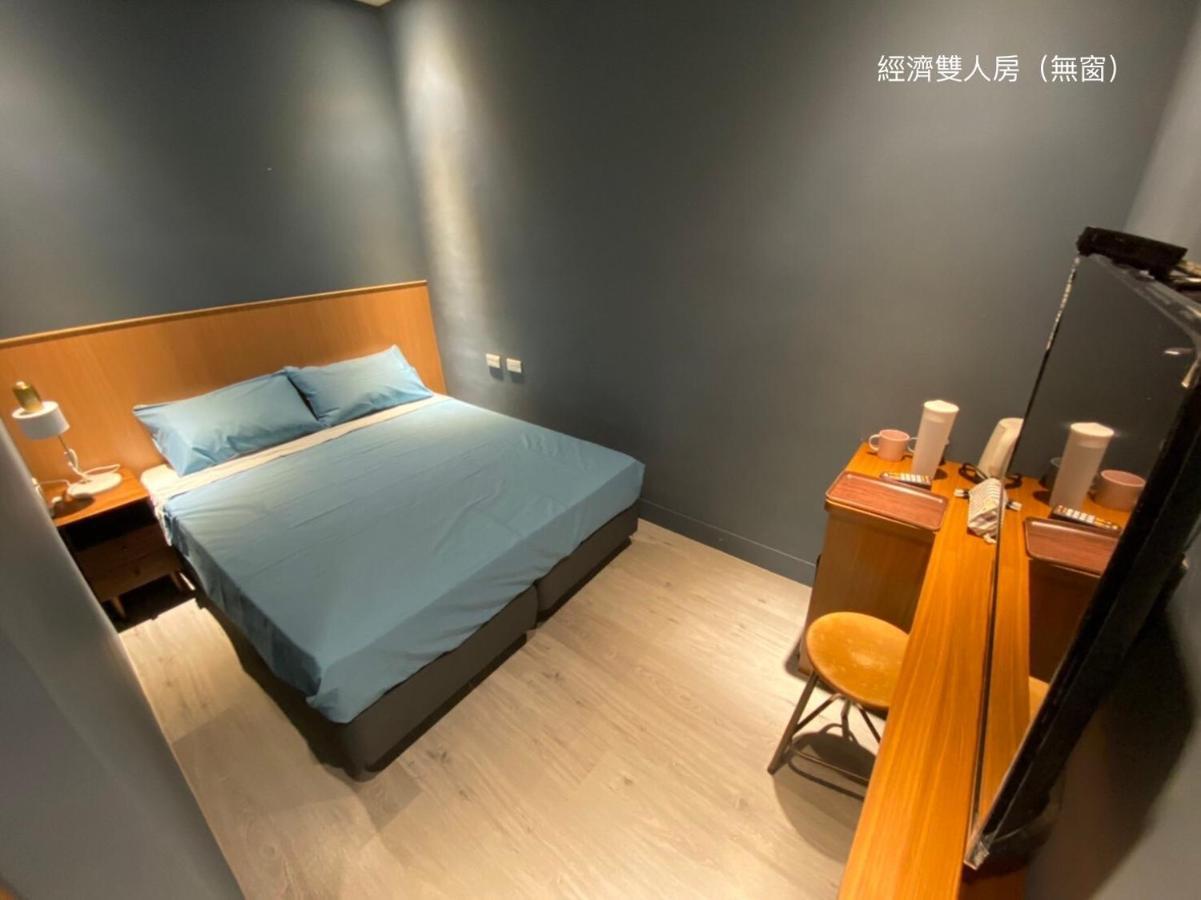 良文旅2館ryou Hotel Vintage - II Tainan Dış mekan fotoğraf