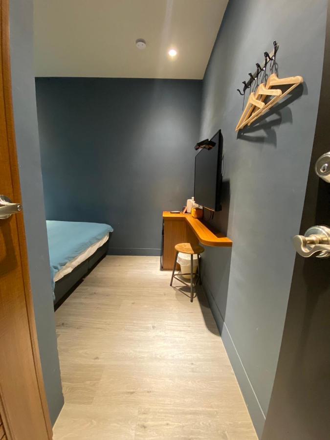 良文旅2館ryou Hotel Vintage - II Tainan Dış mekan fotoğraf