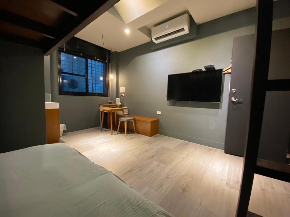 良文旅2館ryou Hotel Vintage - II Tainan Dış mekan fotoğraf