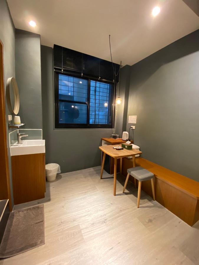 良文旅2館ryou Hotel Vintage - II Tainan Dış mekan fotoğraf