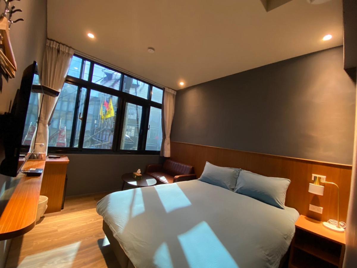 良文旅2館ryou Hotel Vintage - II Tainan Dış mekan fotoğraf